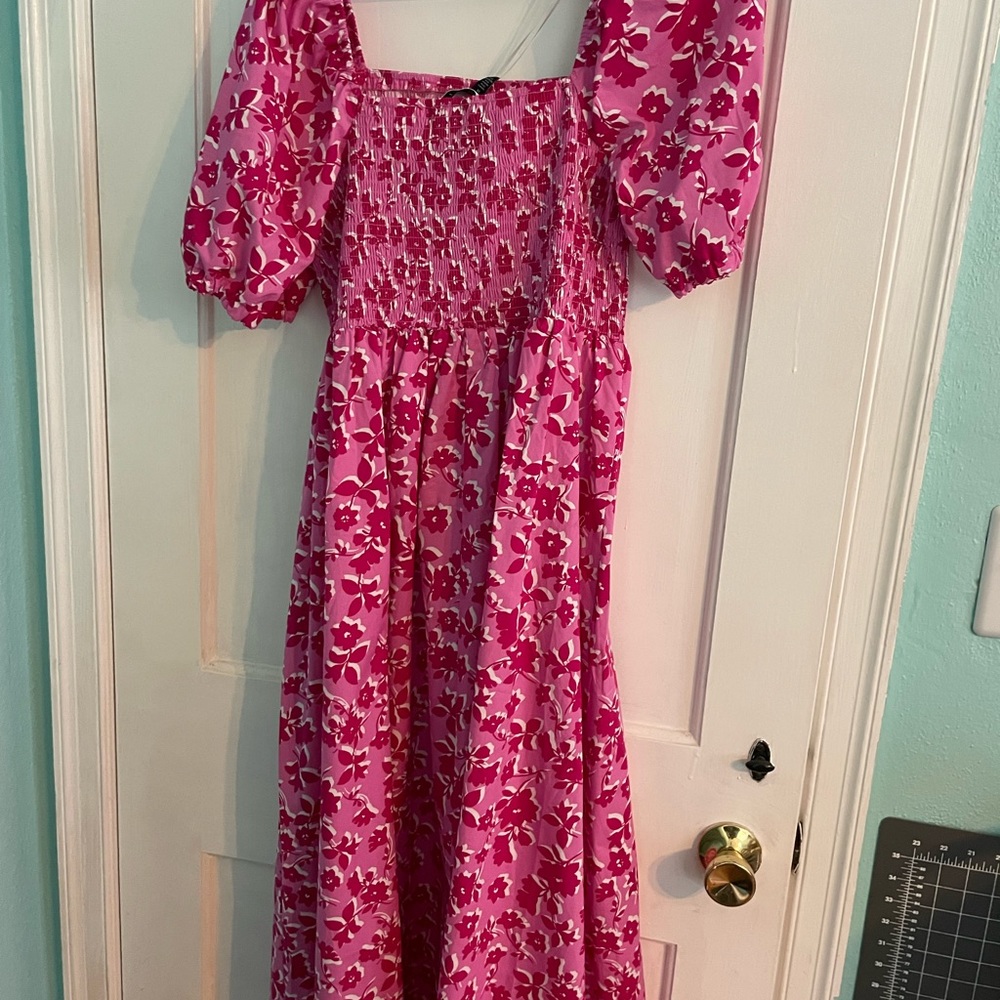 Element Eloquiii MIDI-fuschia dress NWT